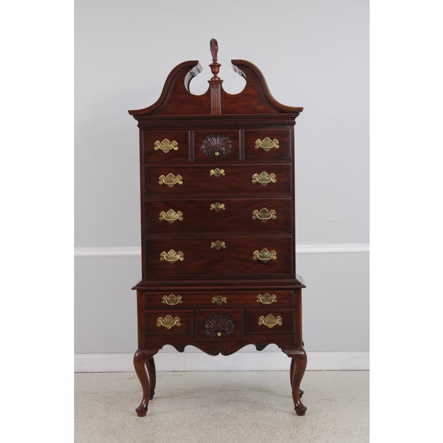 Age: C.1979 Details: Model 146 Finish no.29 Dovetailed Drawer Construction Queen Anne Legs & Pad Feet Piece Construction...