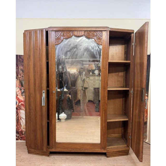 Wood Art Deco Wardrobe in Walnut For Sale - Image 7 of 9