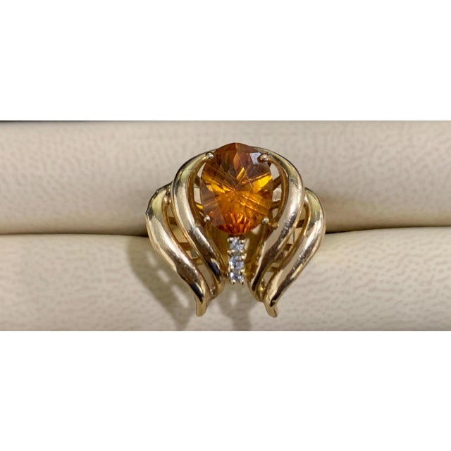 4 Carat Oval Citrine and Diamond Ring in 14 Karat Yellow Gold, Estate For Sale - Image 4 of 18