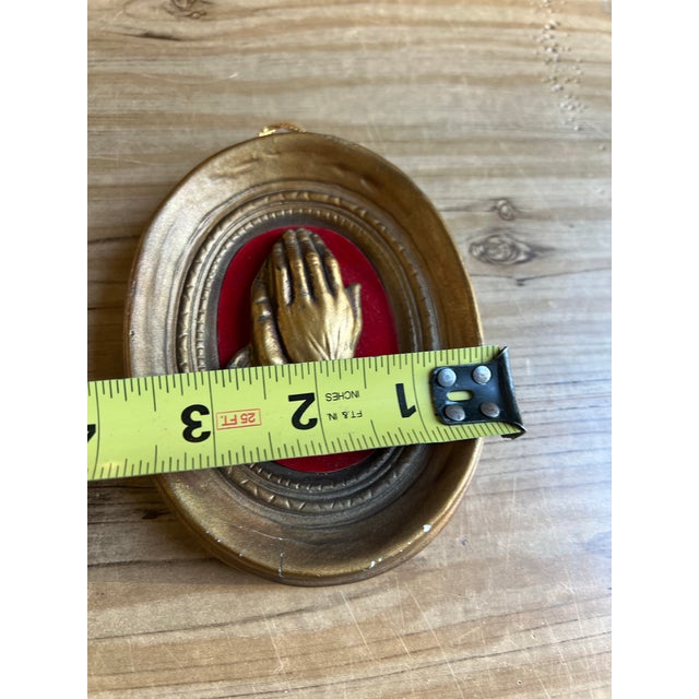 1970s Small Gold and Red Praying Hands Decorative Wall Hanging For Sale - Image 4 of 7
