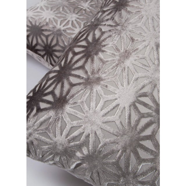 2020s 22" Romo Geodesic Patterned Metallic Cut Velvet Pillows, Pair For Sale - Image 5 of 6