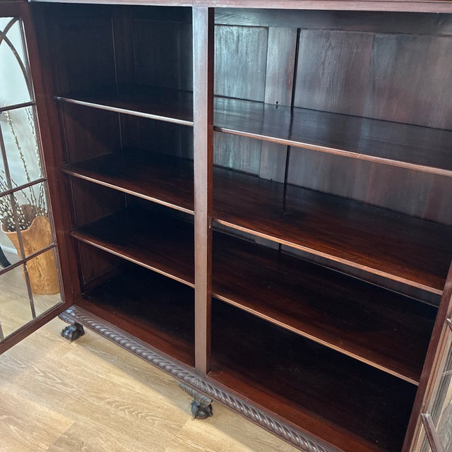 Early 20th Century Antique Gothic Style Claw Foot Mahogany Bookcase China Cabinet For Sale - Image 5 of 12