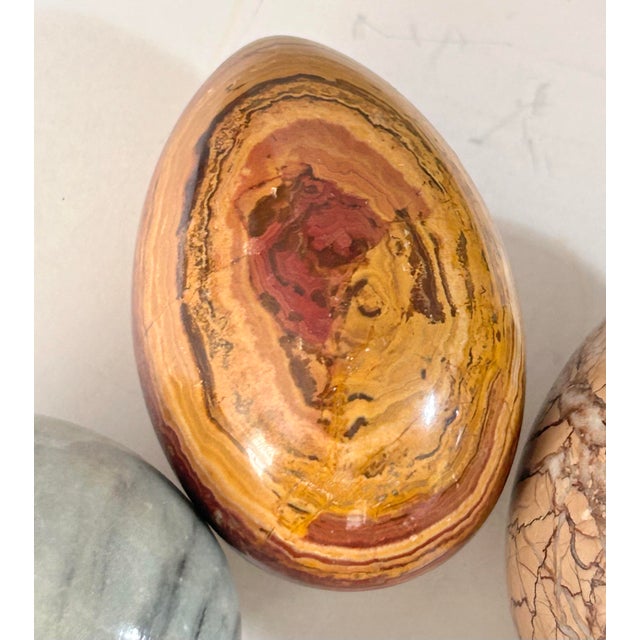Taupe 1960s Polished Multicolor Solid Stone Decorative Eggs – Set of 5 For Sale - Image 8 of 9
