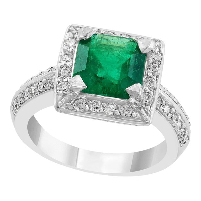 Early 20th Century 2.8 Carat Emerald Cut Colombian Emerald and Diamond Ring Estate, Size 6.75 For Sale
