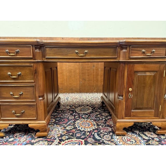 English Desk in Red Leather For Sale - Image 10 of 18