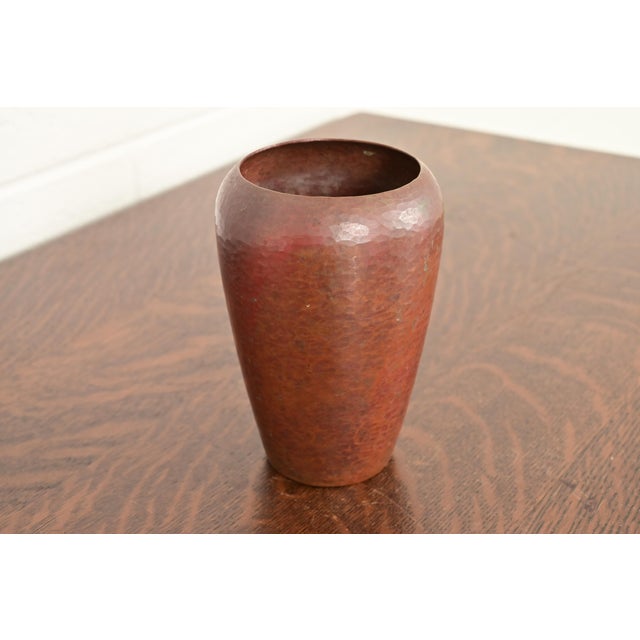 Roycroft Ramon Ramirez Arts & Crafts Hammered Copper Vase For Sale - Image 4 of 11