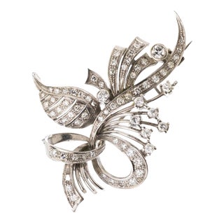 19.2k Gold and Diamond Brooch For Sale