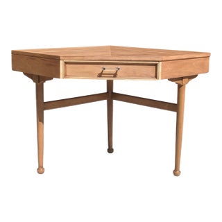 Vintage Coastal Modern Wood Corner Writing Desk With Lucite Drawer Pull For Sale