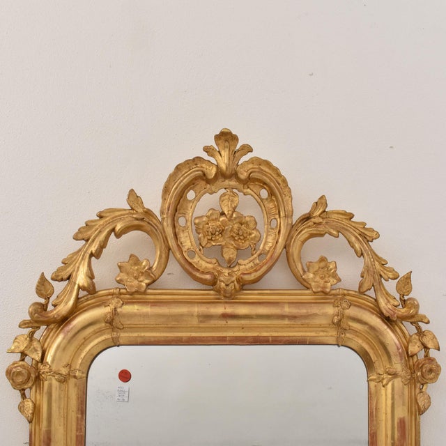 Antique Gold Leaf Mirror with Floral Crest For Sale - Image 5 of 11