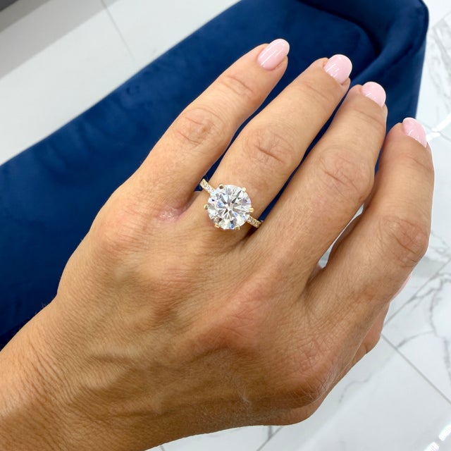Gold 18k Yellow Gold 4.82ctw Round Brilliant Lab Grown Diamond Engagement Ring, Size 6 For Sale - Image 8 of 8