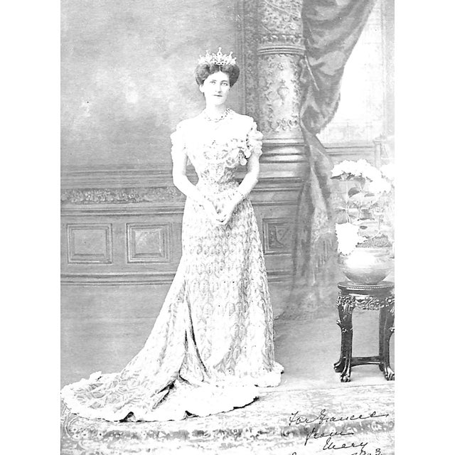 Paper "Heiresses and Coronets: The Story of Lovely Ladies and Noble Men" 1959 Eliot, Elizabeth For Sale - Image 7 of 10