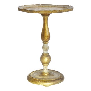 Small Florentine Hollywood Regency Round Gilt Wood Table, Italy, 1960s For Sale