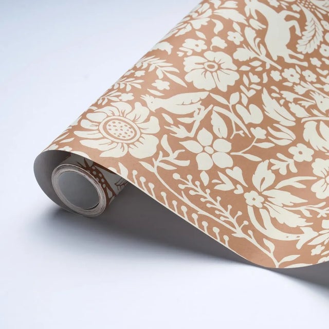 Schumacher Schumacher Deerfield Wallpaper In Spice For Sale - Image 4 of 4