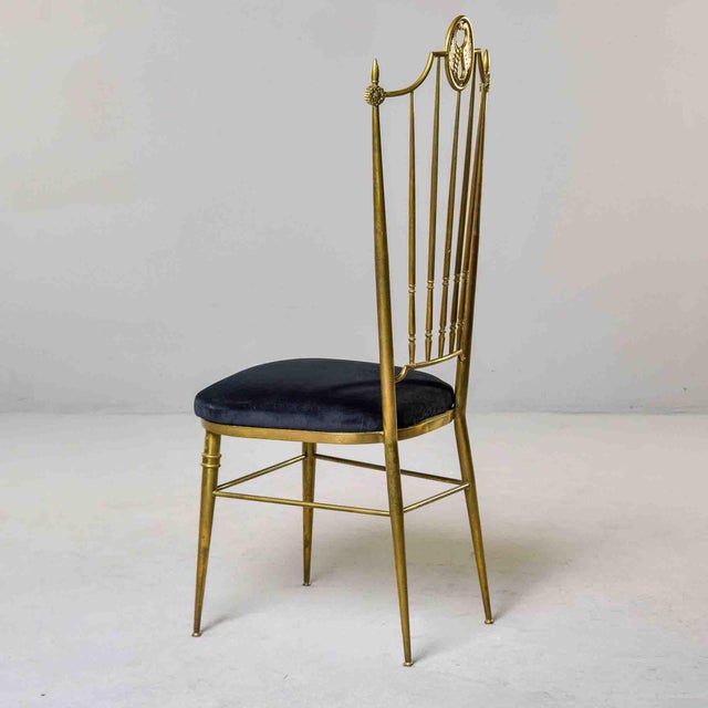 Mid-Century Modern Italian Brass High-Back Chiavari Side Chair With Cast Wing Crest For Sale - Image 3 of 9