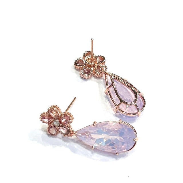 Bochic “Orient” Rose Rodorite & Pink Quartz Earrings Set In18K Gold & Silver For Sale - Image 4 of 5