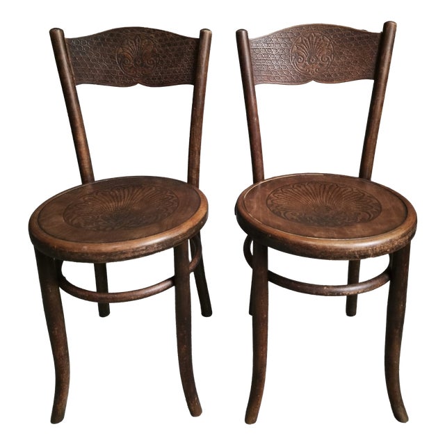 Antique Bistro Chairs in Bentwood by Fischel Austria, 1890s, Set of 2 For Sale