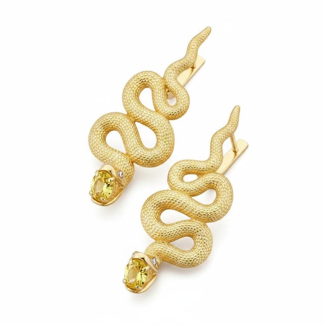 Massive snake earrings. Massive Snake earrings with citrines in opened mouth. Snake silver earrings. Long snake earring....