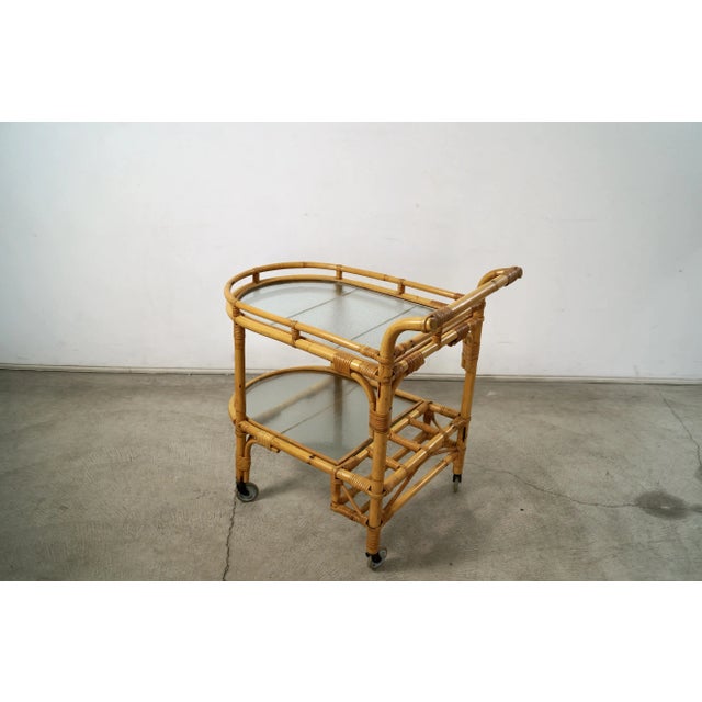 1960’s Mid-Century Modern Rattan & Glass Bar Cart For Sale In Los Angeles - Image 6 of 12
