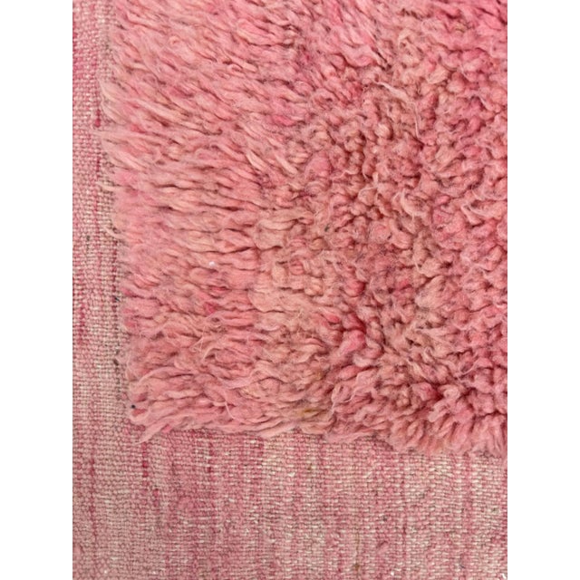 Pink Moroccan Modern Wool Rug For Sale - Image 10 of 10