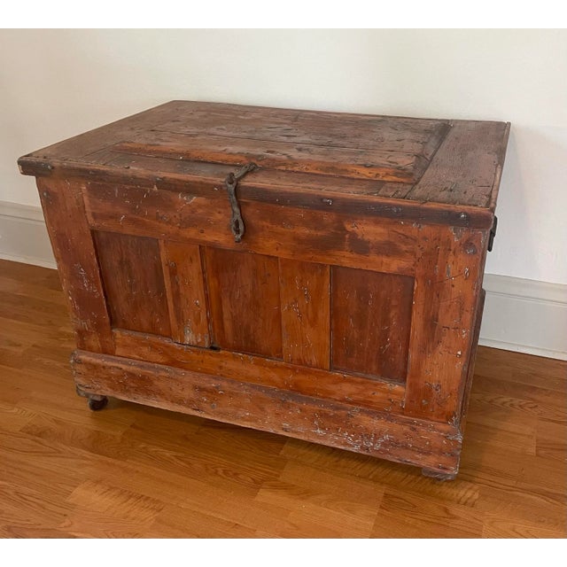 Farmhouse Late 19th Century Pine Trunk/Blanket Chest For Sale - Image 3 of 7