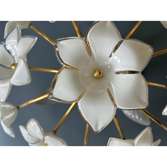 White Daisies Murano Ceiling Light, 1980s For Sale - Image 4 of 15