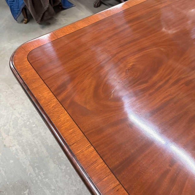 English Regency Crossbanded Mahogany Triple-Pedestal Dining Table For Sale - Image 14 of 18