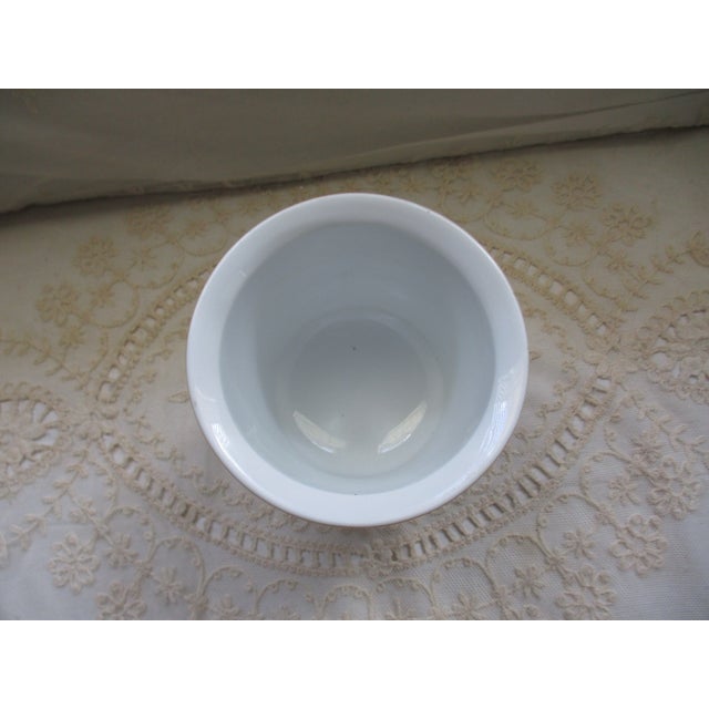 Vintage French Country Design Footed Cachepot / Jardiniere Butterflies & Flower For Sale - Image 4 of 8