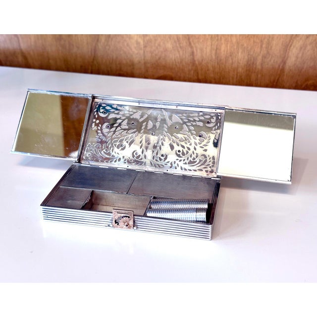 Art Deco Oversized Vintage French Silver Compact Case by Boucheron For Sale - Image 3 of 17