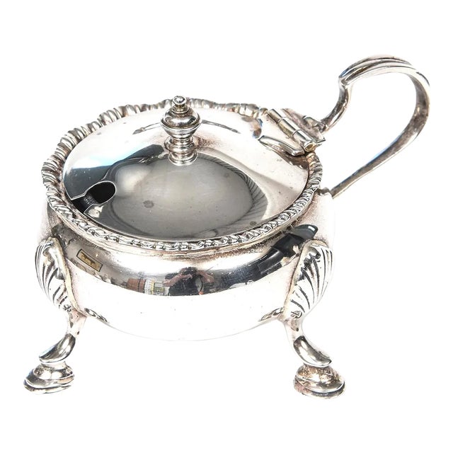 Mappin & Webb Sterling Silver Footed Mustard Pot With Glass Liner, Circa 1929 For Sale