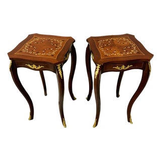 French Style Side Table Set – Pair of Copper Gold Accent Tables For Sale