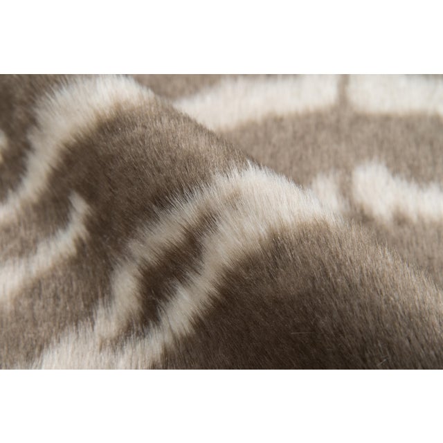 Erin Gates by Momeni Acadia Zebra Grey Faux Hide Area Rug - 5'3" X 7'10" For Sale - Image 4 of 7