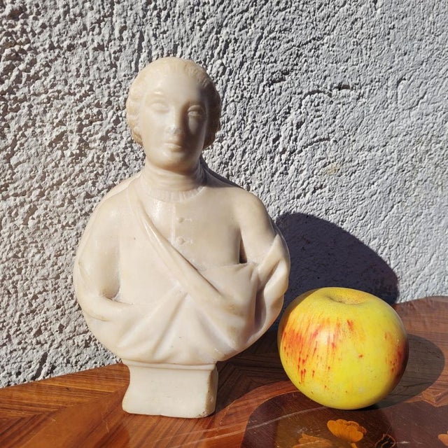 Bust of a Gentleman, 17th-18th Century, Marble For Sale - Image 17 of 18