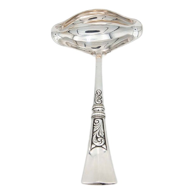 Plain Silver Sauce Spoon for Ambidextrous Users For Sale