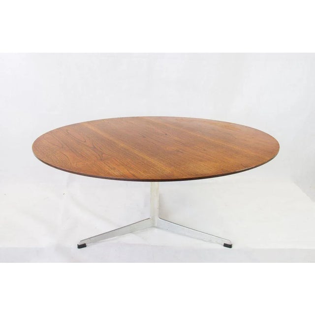 Teak Coffee Table on 3-Legged Aluminium Base by Arne Jacobsen for Fritz Hansen For Sale - Image 5 of 5