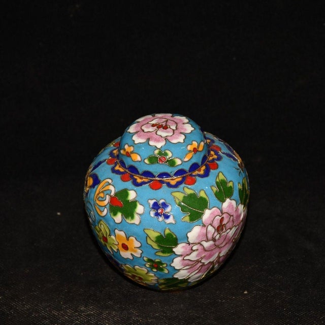 Vintage Cloisonné Enamel Ginger Jar With Peony Motif - Blue Ground For Sale In Los Angeles - Image 6 of 9