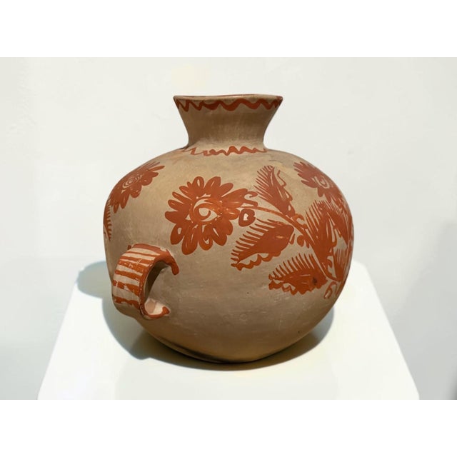 Late 20th Century Vintage Mexican Folk Art Pottery Vase With Hand-Painted Terracotta Florals For Sale - Image 5 of 10