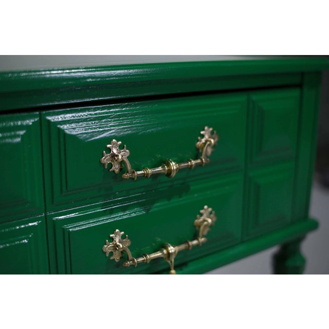 Mid 20th Century Transitional Nightstands in Green - Newly Painted For Sale - Image 14 of 15