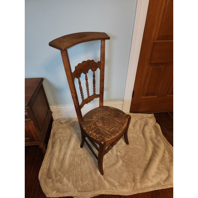 Antique Late 19th Century Victorian Library Chair / Prayer Chair For Sale - Image 4 of 9