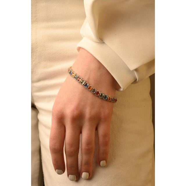 Art Deco 17.85 Ct Multi Sapphire Wedding Tennis Bracelet With Diamonds in 14k Yellow Gold For Sale - Image 3 of 11