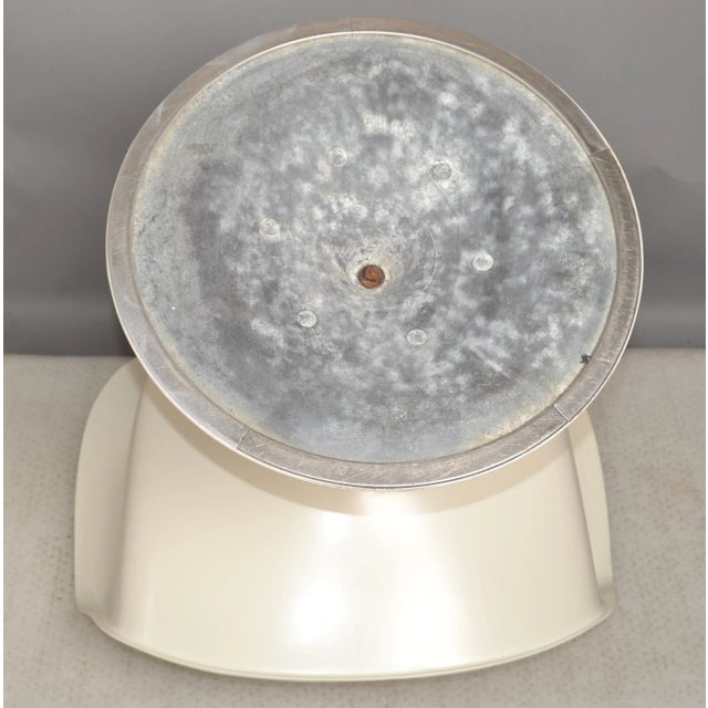 1960s Mid-Century Modern Tulip Swivel Side Dining Chair by Eero Saarinen for Knoll- Set of 4 For Sale - Image 10 of 12