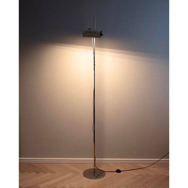 Minimalist Industrial Floor Lamp, 1960s For Sale - Image 6 of 10