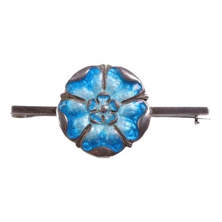 Antique Arts & Crafts Silver & Enamel Tudor Rose Bar Brooch from James Fenton, 1911 For Sale