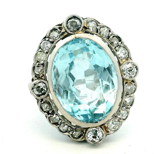 1930s Art Deco Platinum Aquamarine Diamond Halo Ring, 10 Ct, Size 8 For Sale - Image 14 of 14