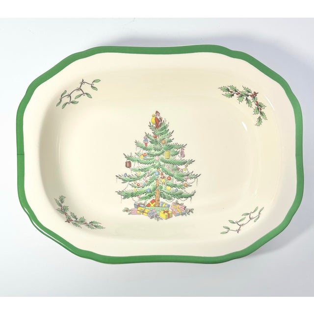 Spode “Christmas Tree” 7-Piece Ceramic Dinnerware Serving Hostess Set For Sale - Image 10 of 12