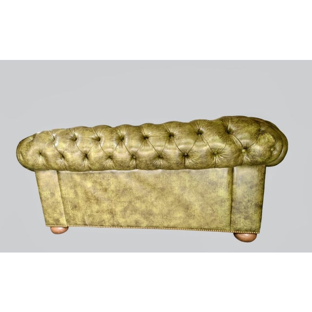 Traditional Avery Boardman Designer Green Leather Chesterfield Loveseat For Sale - Image 3 of 8