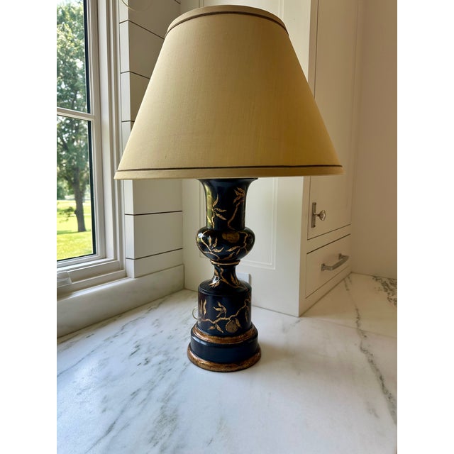 Gregorius Pineo Aida Table Lamp – Tete De Negre Crackled Lacquer With Silk Shade For Sale - Image 10 of 13