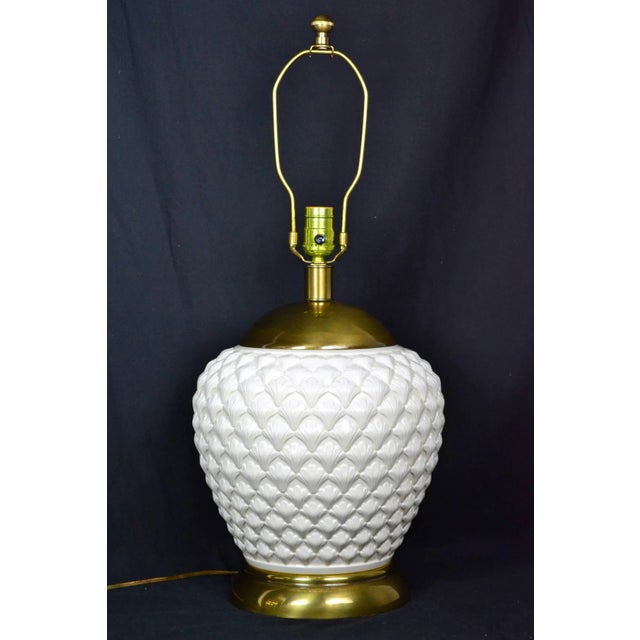 Frederick Cooper White Beehive Table Lamp For Sale In Fayetteville, AR - Image 6 of 11