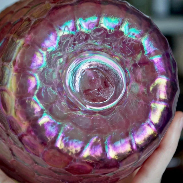 2020s Josh Ries Handblown Glass Vase – Iridescent Pink Embossed Honeycomb Studio Art Glass For Sale - Image 5 of 7