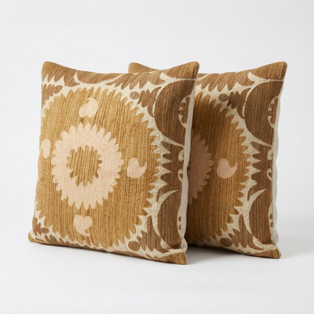 Mid-Century Modern Embroidered Cotton Suzani Pillow Cover 23'' X 24'' - Set of Two For Sale - Image 3 of 4