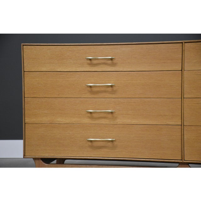 Mid-Century Modern 1960s Refinished Oak Long Dresser by Rway Furniture For Sale - Image 3 of 10